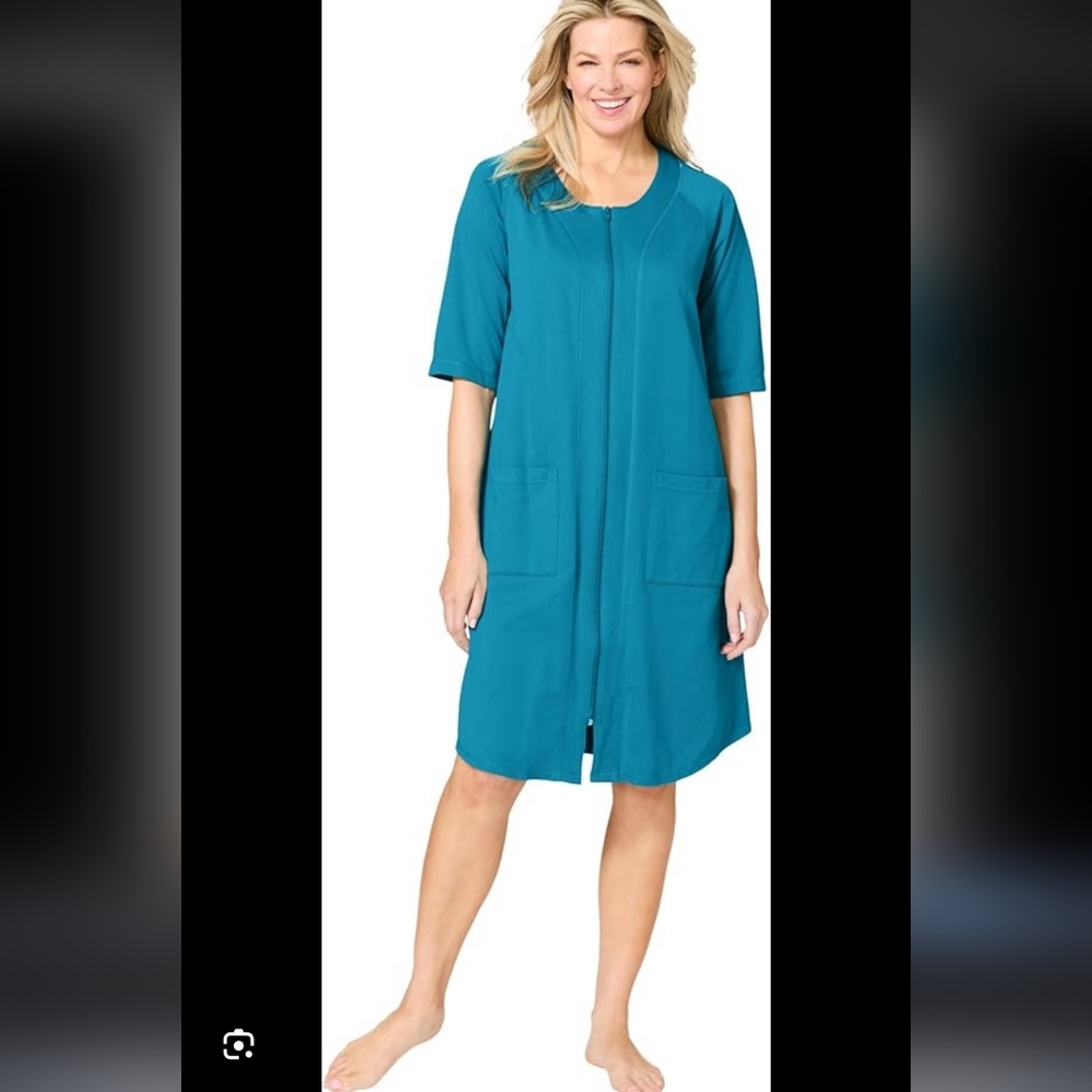 Dreams & Co. Plus Size Short French Terry Zip-Front Robe Size 18/20